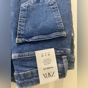 ZARA FIT FLARE JEANS